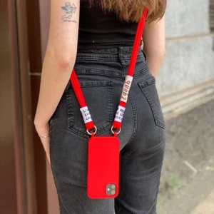 Силіконовий чохол з ремінцем iLoungeMax Crossbody Case Red для iPhone 11 - Фото 3