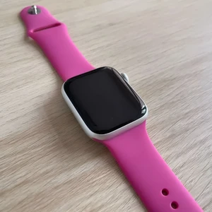 б/в Смарт-годинник Apple Watch Series 6 44mm Silver Aluminium Case with Sport Band (M00D3) - Фото 4