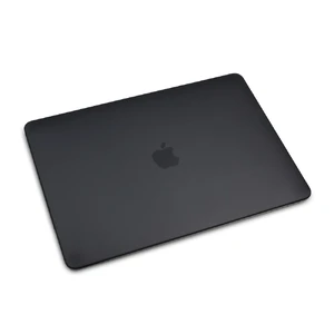Пластиковый чехол iLoungeMax Soft Touch Matte Black для MacBook Pro 13" (2016-2020) - Фото 4