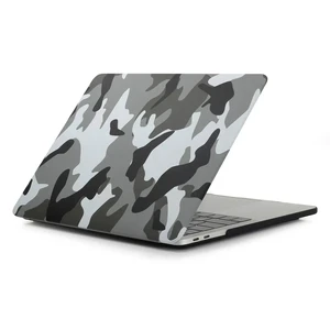 Пластиковий чохол iLoungeMax Soft Touch Matte Camouflage Grey для MacBook Pro 13" (2016-2020)  - Фото 1