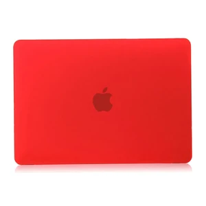 Пластиковый чехол iLoungeMax Soft Touch Matte Red для MacBook Pro 13" (2016-2020) - Фото 2