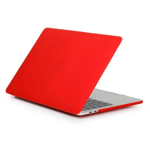 Пластиковый чехол iLoungeMax Soft Touch Matte Red для MacBook Pro 13" (2016-2020)  - Фото 1