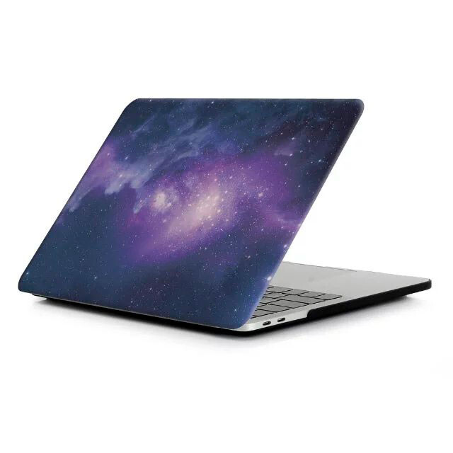 Пластиковый чехол iLoungeMax Soft Touch Matte Galaxy purple для MacBook Pro 15" (2016-2019)