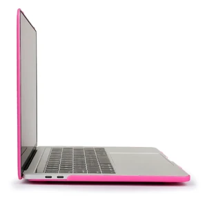 Пластиковий чохол iLoungeMax Soft Touch Matte Rose для MacBook Pro 15" (2016-2019) - Фото 2