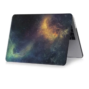 Пластиковая накладка iLoungeMax Soft Touch Matte Yellow Galaxy для MacBook Air 13" (2019 | 2018) - Фото 4