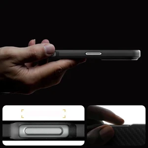 Чорно-срібний чохол Spigen Enzo Aramid Mag MagSafe для iPhone 16 Pro - Фото 15