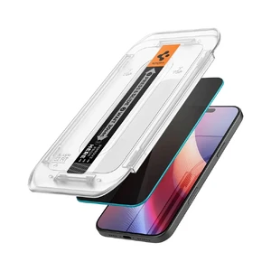 Защитное стекло антишпион с рамкой для поклейки Spigen EZ FIT GLAS.tR Privacy для iPhone 16 Pro (2 шт.) - Фото 3