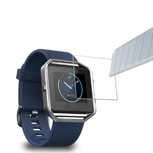 Защитное стекло Spigen GLAS.tR SLIM для часов Fitbit Blaze (3 стекла) - Фото 6