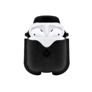 Кожаный чехол с карабином Twelve South AirSnap Black для Apple AirPods - Фото 3