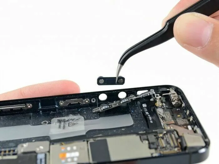 Ремонт кнопок громкости iPhone 5