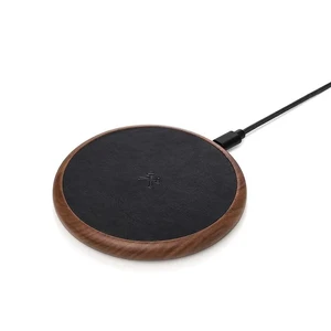 Беспроводная зарядка из дерева Woodcessories EcoPad Walnut | Leather для iPhone | Samsung | AirPods - Фото 2