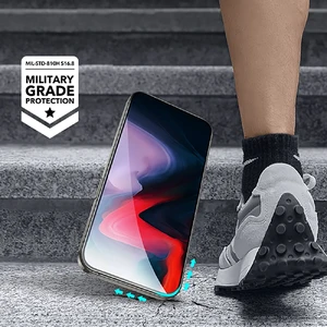 Захисне скло з рамкою для поклейки ESR Tempered-Glass 1-Pack для iPhone 15 Pro - Фото 5