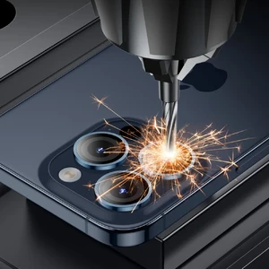 Защитное стекло на камеру ESR Armorite Lens Protector Clear для iPhone 15 Pro | 15 Pro Max - Фото 4