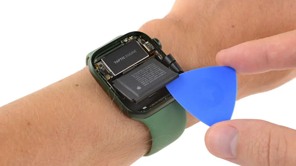 Заміна акумулятора Apple Watch Series 7
