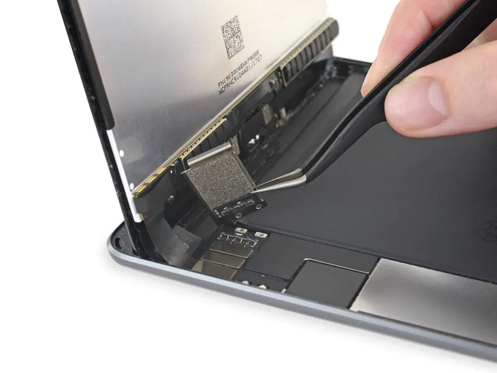 Ремонт антени Wi-Fi iPad mini 5