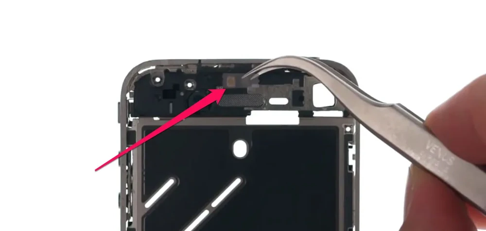 Замена датчика приближения iPhone 13