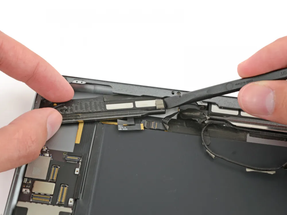 Замена динамика iPad Air