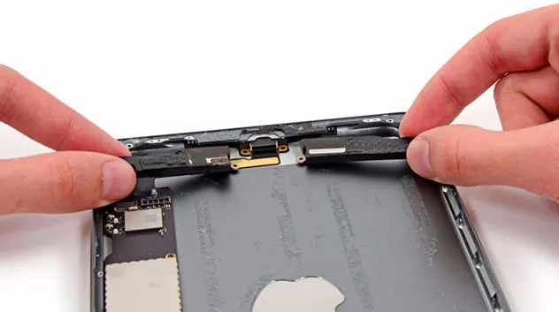 Замена динамика iPad mini