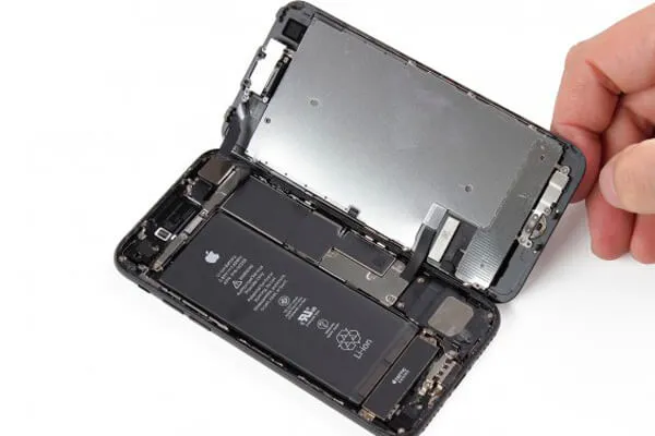 Замена дисплея iPhone SE 2 (2020) оригинал