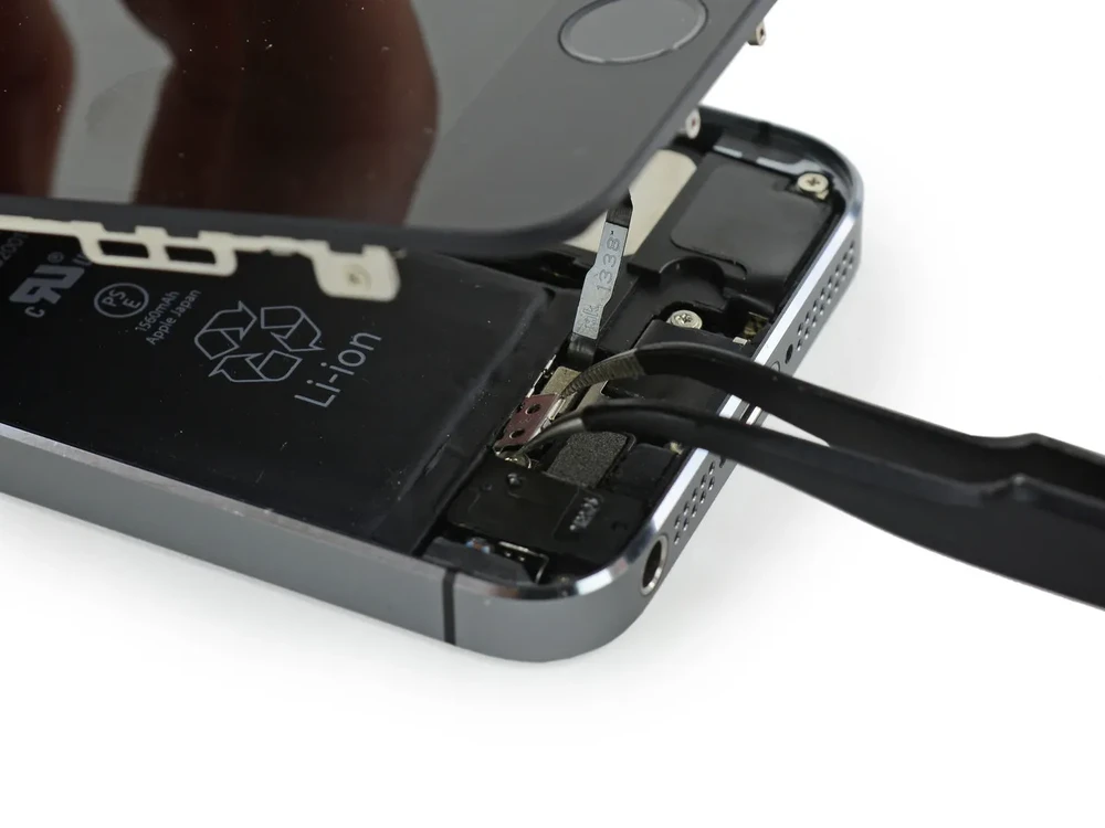 Замена дисплея OEM iPhone 5c