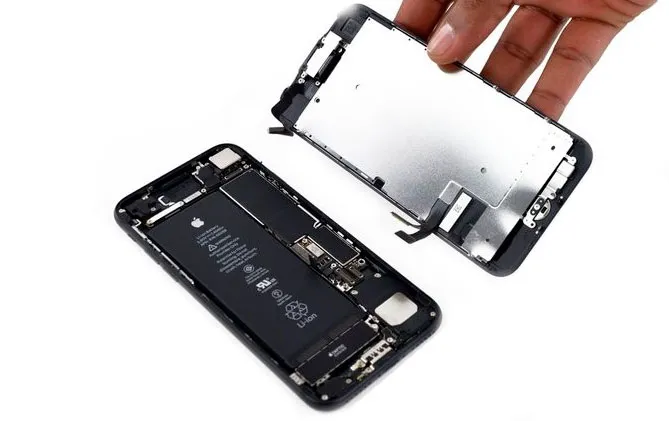 Замена дисплея iPhone 7 (оригинал)