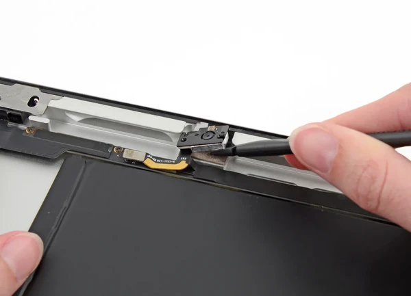 Замена фронтальной камеры iPad 2