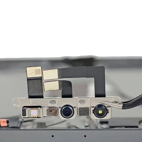 Замена фронтальной камеры iPad Pro 11" M2 (2022)
