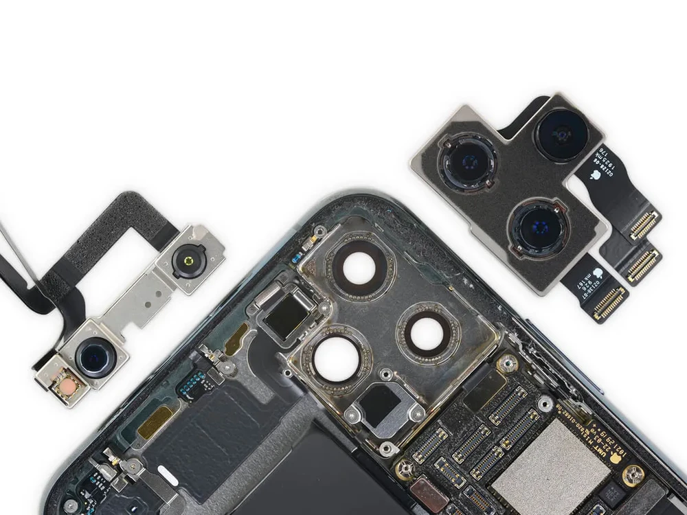 Замена фронтальной камеры iPhone 12 Pro