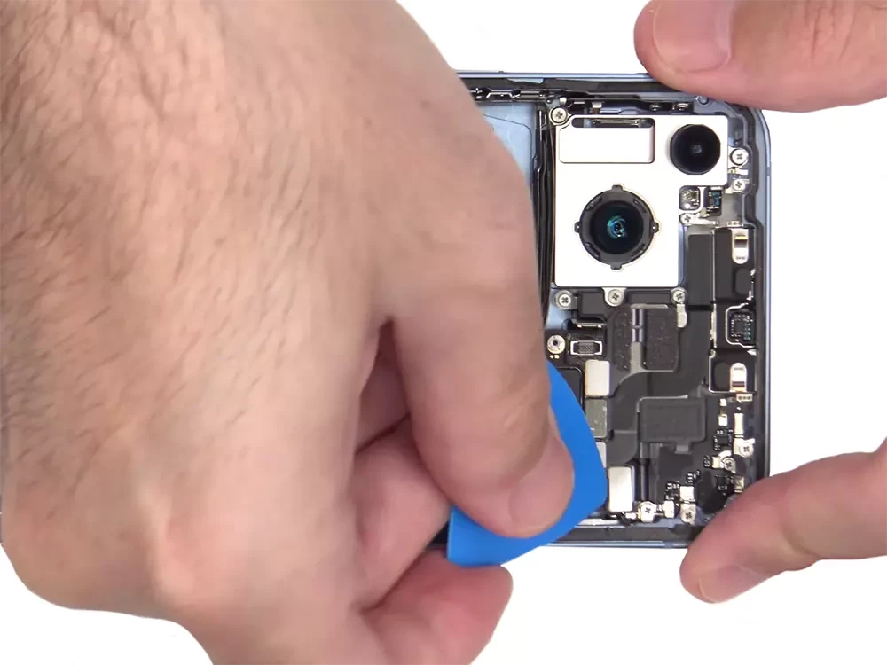 Замена фронтальной камеры iPhone 14 Plus