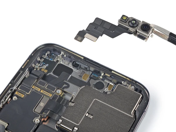 Заміна передньої камери iPhone 14 Pro Max