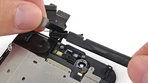 Замена фронтальной камеры iPhone 6 Plus