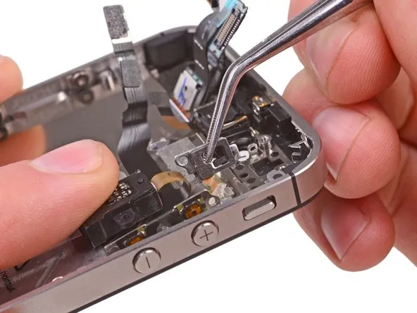 Замена кнопки вибро iPhone SE