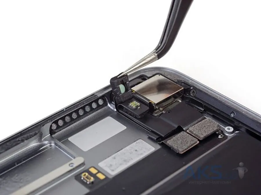 Заміна мікрофона iPad Pro 11" M1 (2021)