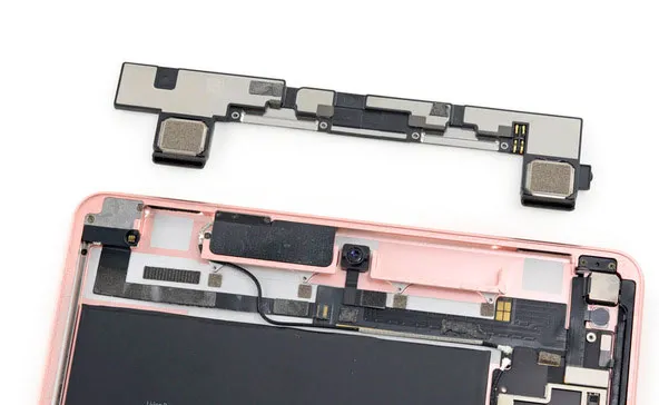 Заміна мікрофона iPad Pro 9.7"
