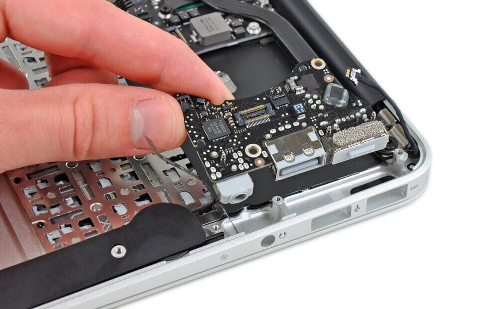Замена разъема зарядки MacBook Pro 13" Retina (2012 | 2013) А1425, А1502