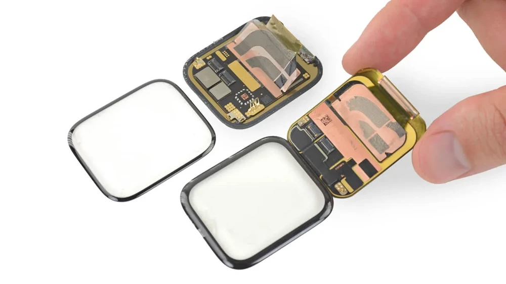 Замена стекла экрана Apple Watch Series 7