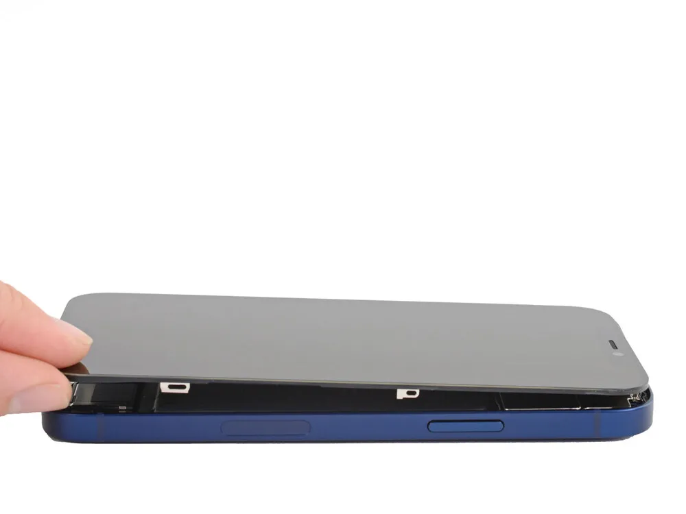 Замена стекла экрана iPhone 13 mini
