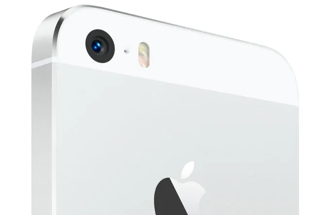 Замена стекла задней камеры iPhone 5