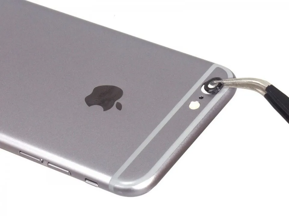 Замена стекла задней камеры iPhone 6