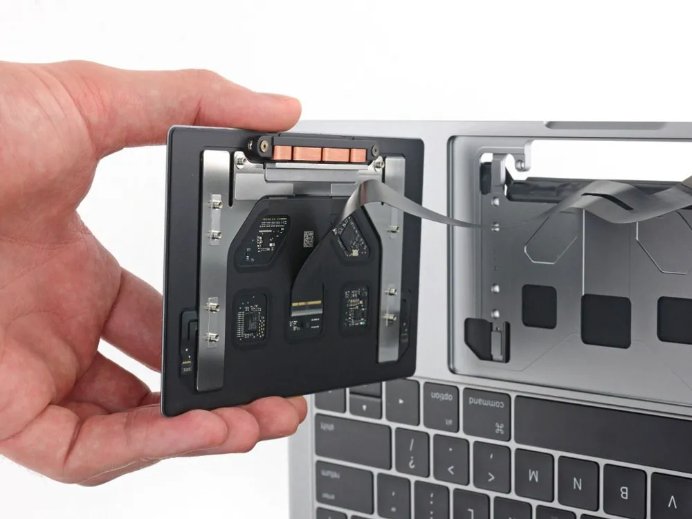 Ремонт тачпада MacBook Pro 13" (2020) A2289, A2251