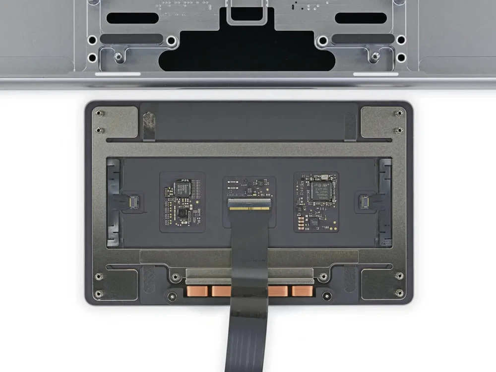 Замена тачпада MacBook Pro 14" M1 (2021) A2442