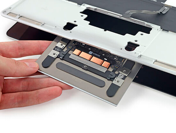 Замена тачпада MacBook Pro 15" Retina (2012-2015) А1398