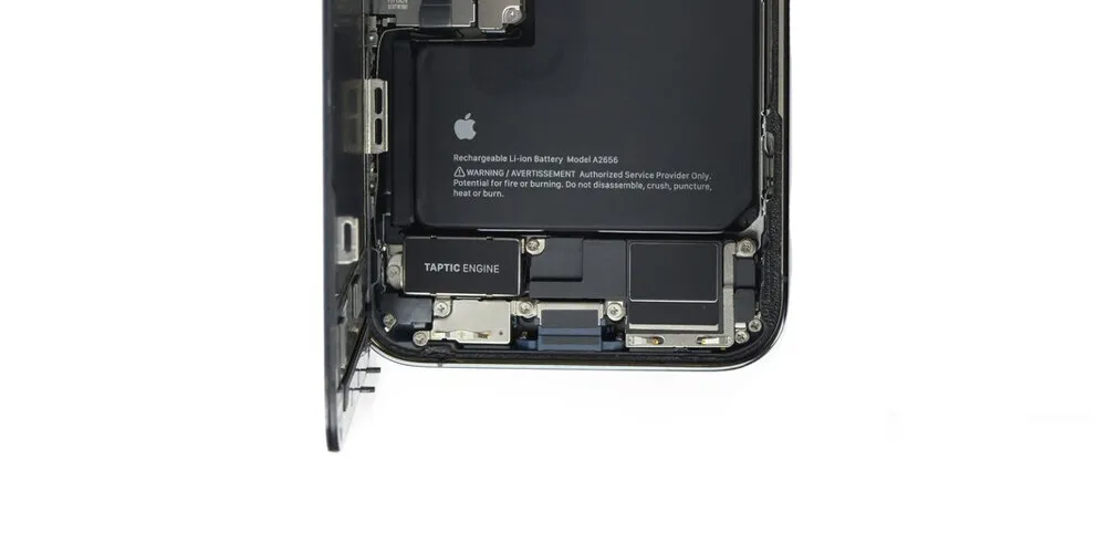 Замена виброзвонка iPhone 13 Pro Max