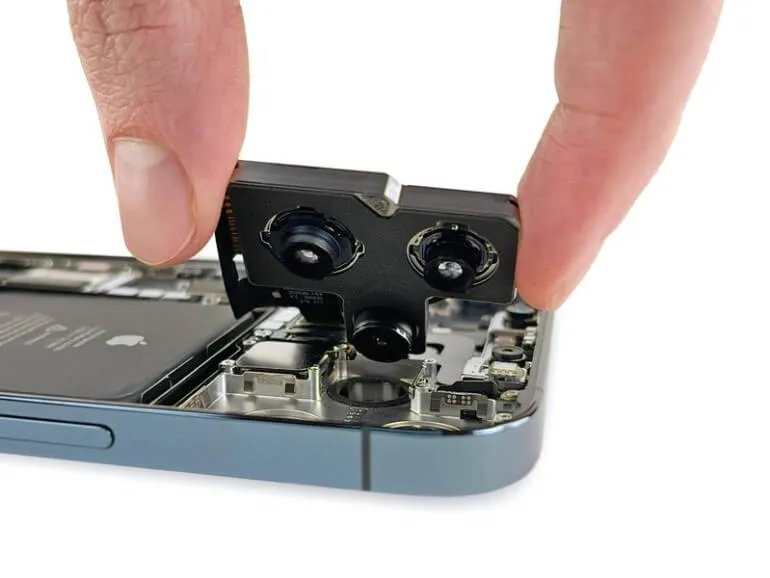 Замена задней камеры iPhone 12 Pro Max