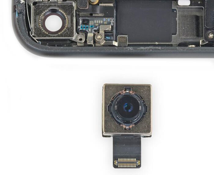 Замена задней камеры iPhone SE 2 (2020)
