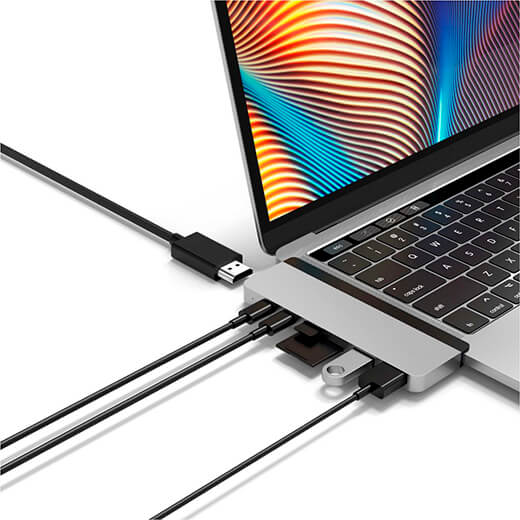 alyuminievyj-kontsentrator-hyperdrive-thunderbolt-3-usb-c-hub-silver-macbook-pro-kupit00006