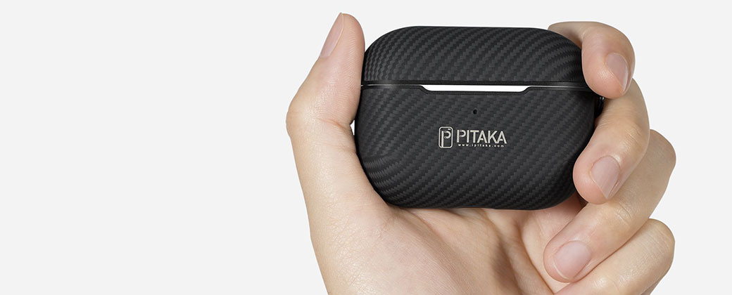 Чорний чохол з карабіном для Apple AirPods Pro Pitaka Air Pal Mini 
