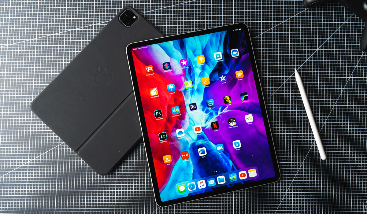 б/в iPad Pro 12.9" (2020) Wi-Fi+Cellular 1Tb Silver (MXG32), купити в Києві за низькою ціною