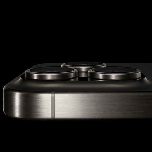 Apple iPhone 15 Pro Max камера