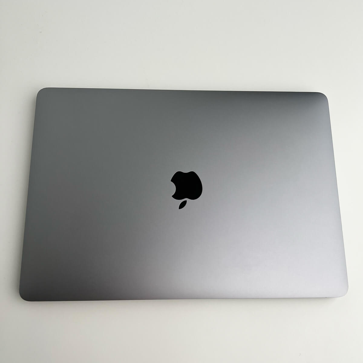 Купить Apple MacBook Pro 13" M1 512GB Space Gray (2020) (Z11C000E4) б/у